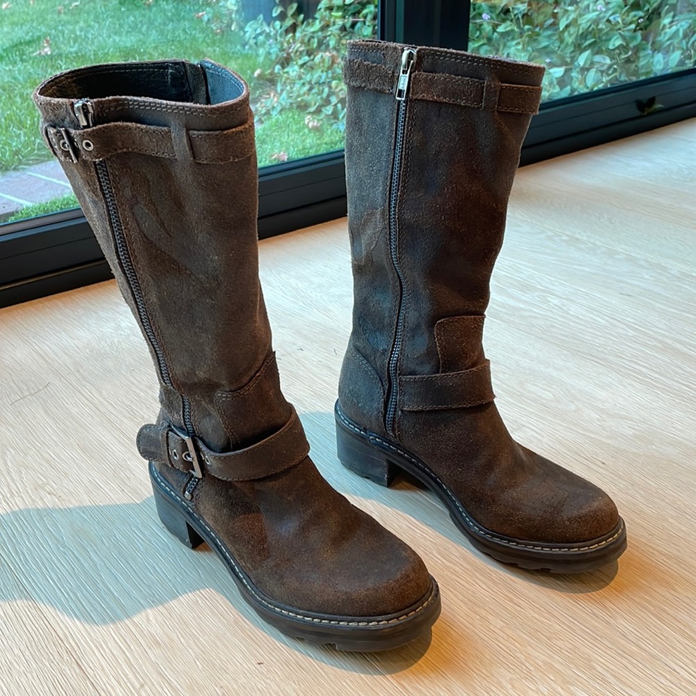 Donald Pliner Gilsey Suede Leather Boot
